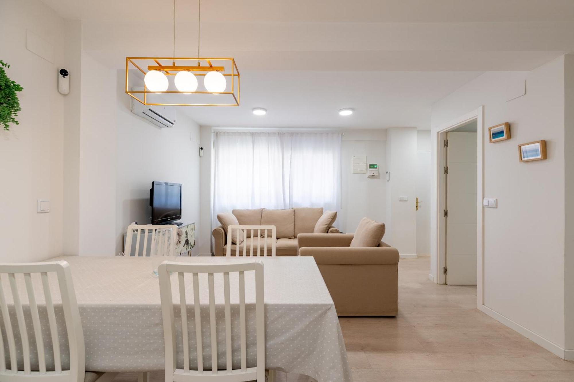Whitey House In Triana Apartment Sevilla Bagian luar foto